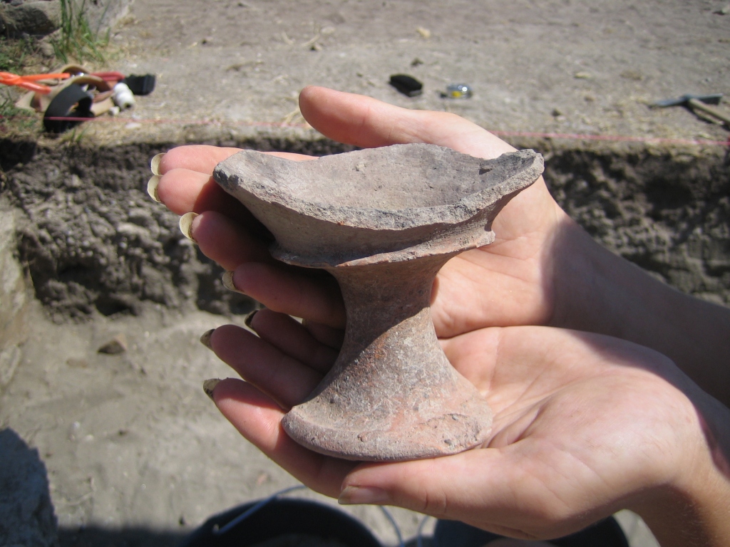 Photo of Roman Pottery - photo courtesy of romanpotteryschool.org