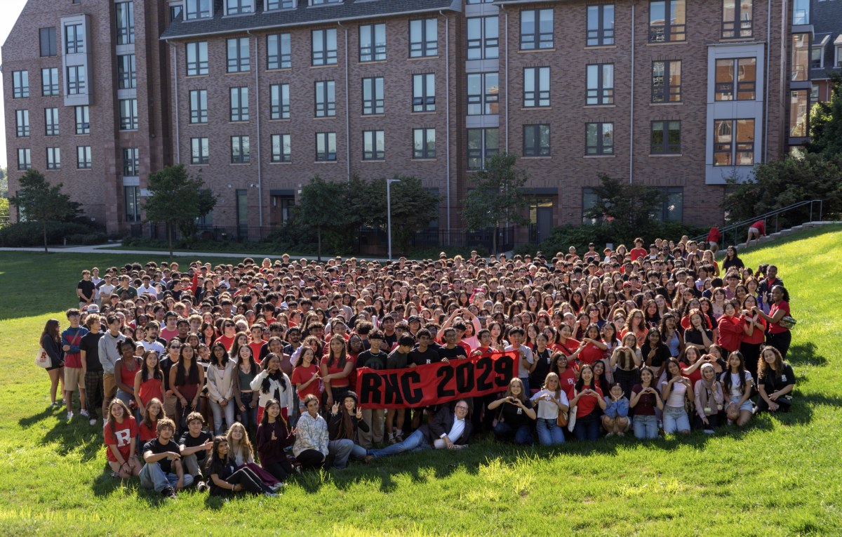 Photo of the Honors College Class of 2029 students