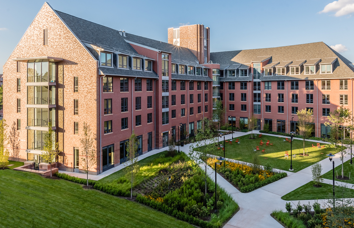 Photo of the Honors College Rodkin Family Courtyard