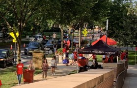 Students moving in